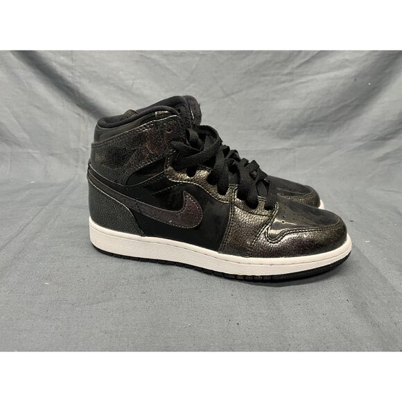 Nike Boys Jordan 1 Retro High (GS) 2016 Black Patent Size 4.5 NEW NO BOX! - Picture 9 of 11